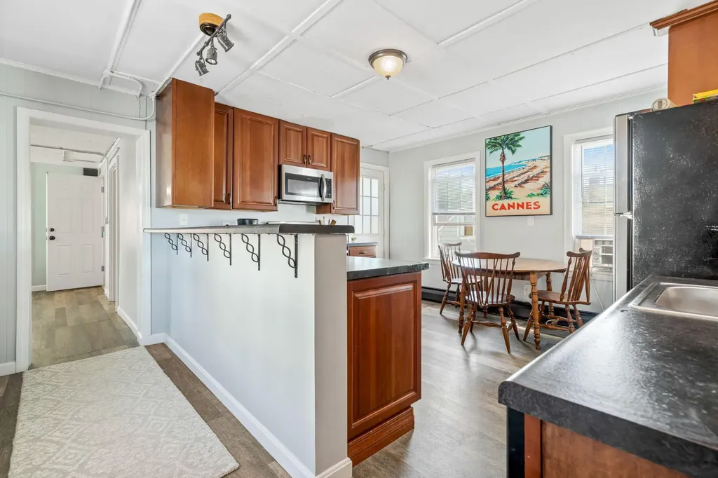 84 Pike Street Biddeford ME 04005