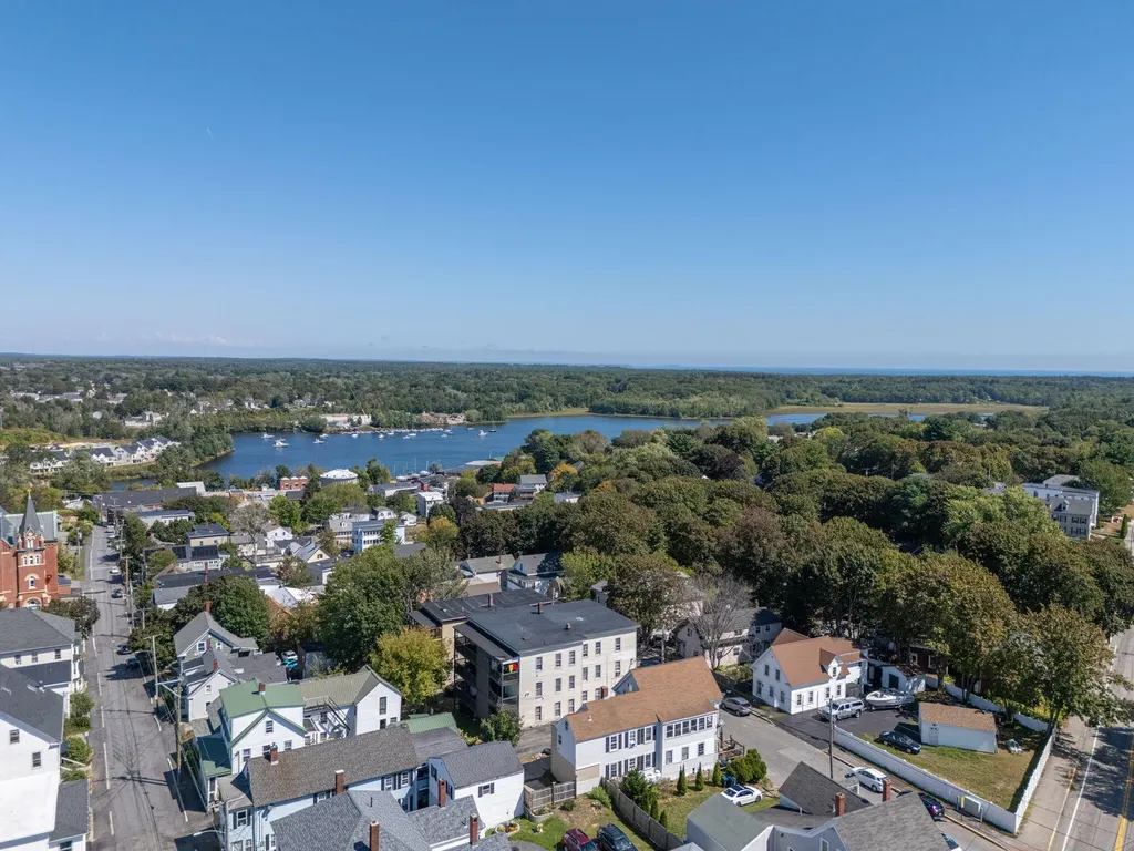 84 Pike Street Biddeford ME 04005