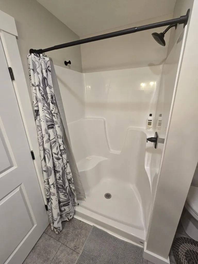 36 Boxwood Lane Hermon ME 04401