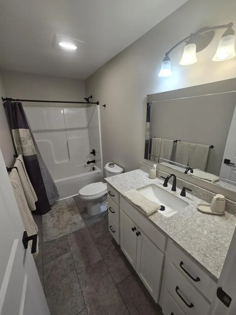 36 Boxwood Lane Hermon ME 04401