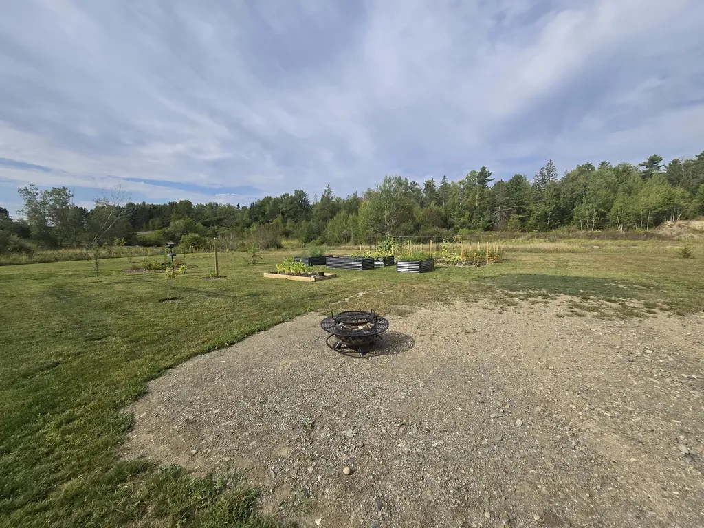 36 Boxwood Lane Hermon ME 04401