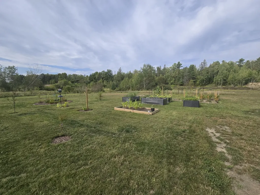 36 Boxwood Lane Hermon ME 04401