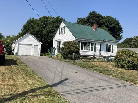 17 Broadlawn Drive Brewer ME 04412
