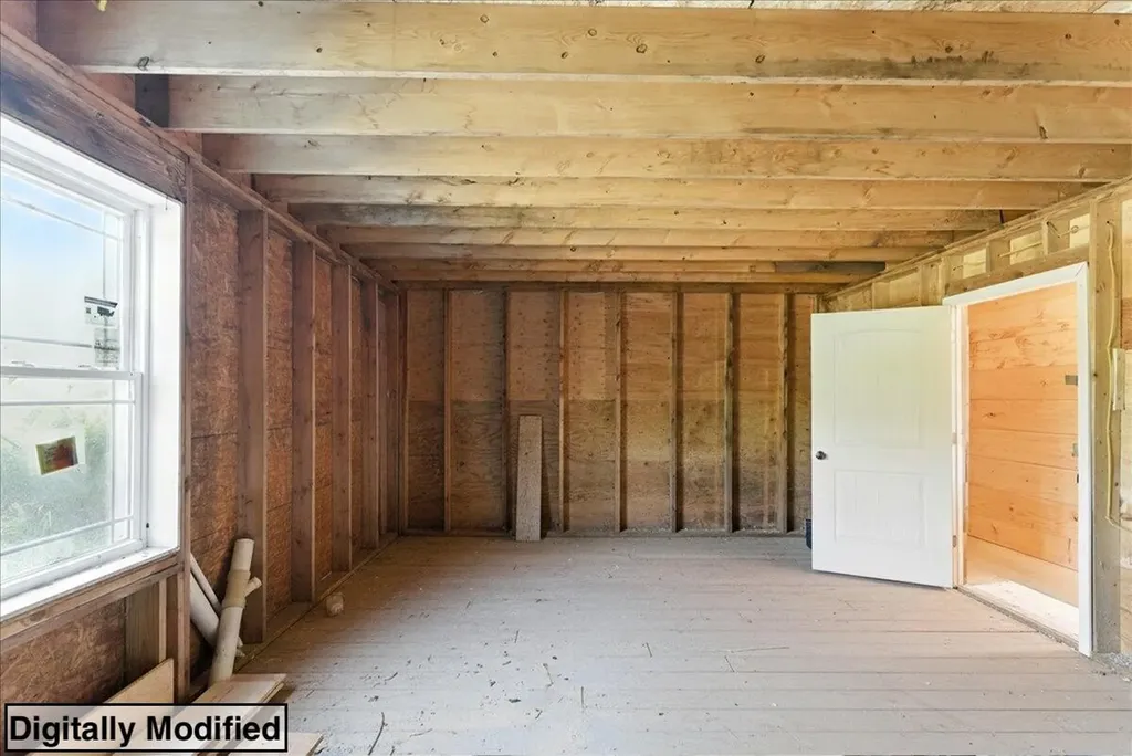 24 Fortin Drive Leeds ME 04263