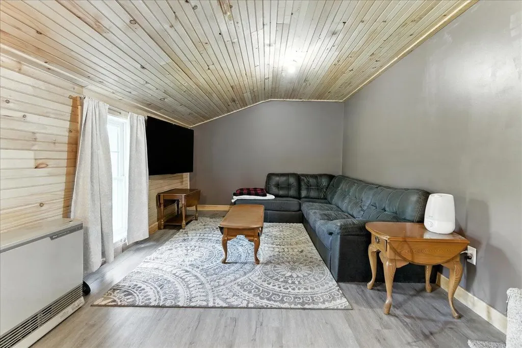 24 Fortin Drive Leeds ME 04263