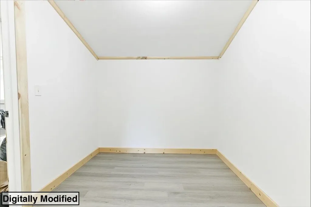 24 Fortin Drive Leeds ME 04263