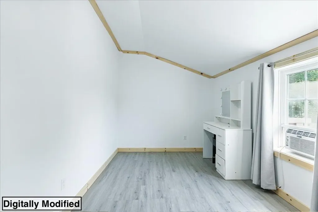 24 Fortin Drive Leeds ME 04263