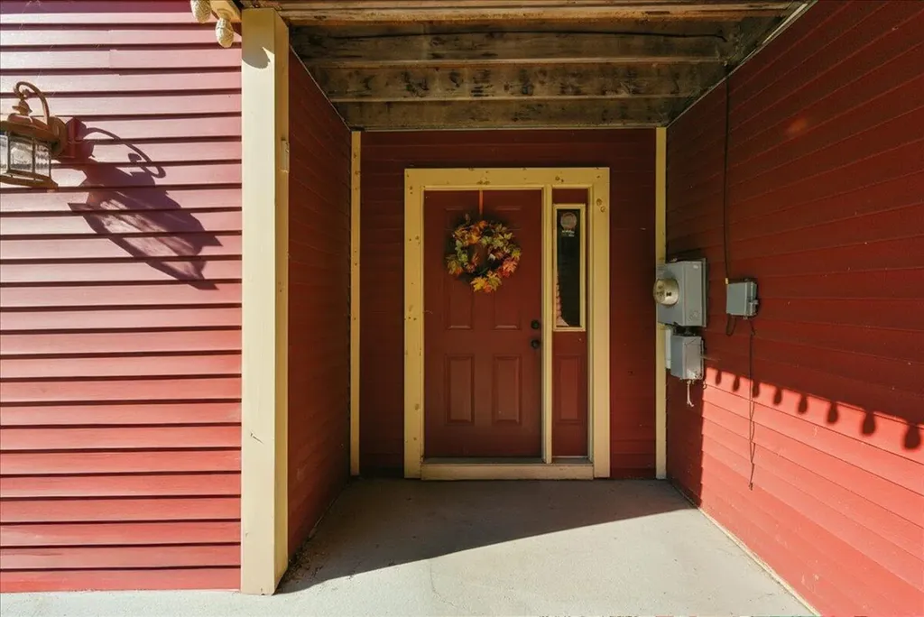24 Fortin Drive Leeds ME 04263