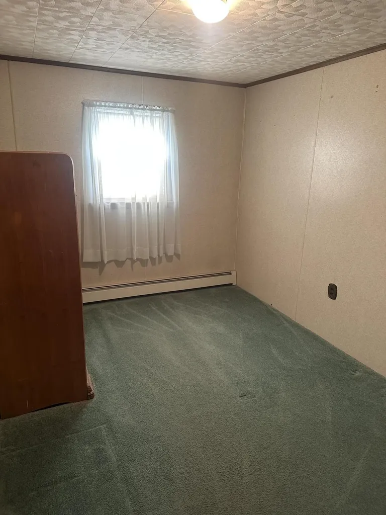 86 Ohio Street Millinocket ME 04462