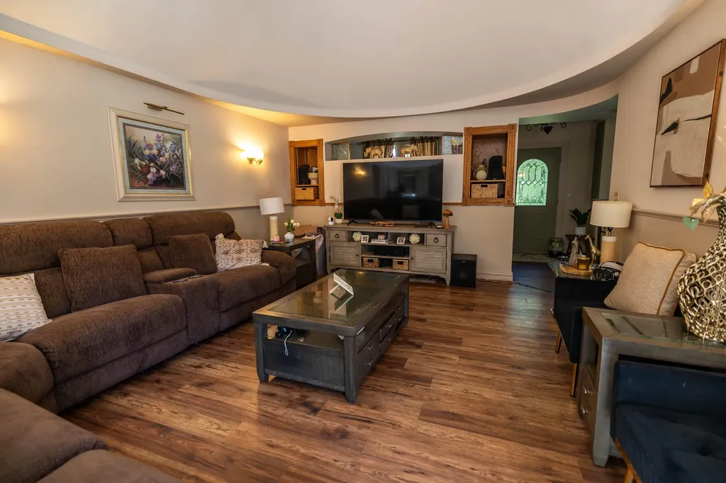 36 Mountain View Lane Readfield ME 04355