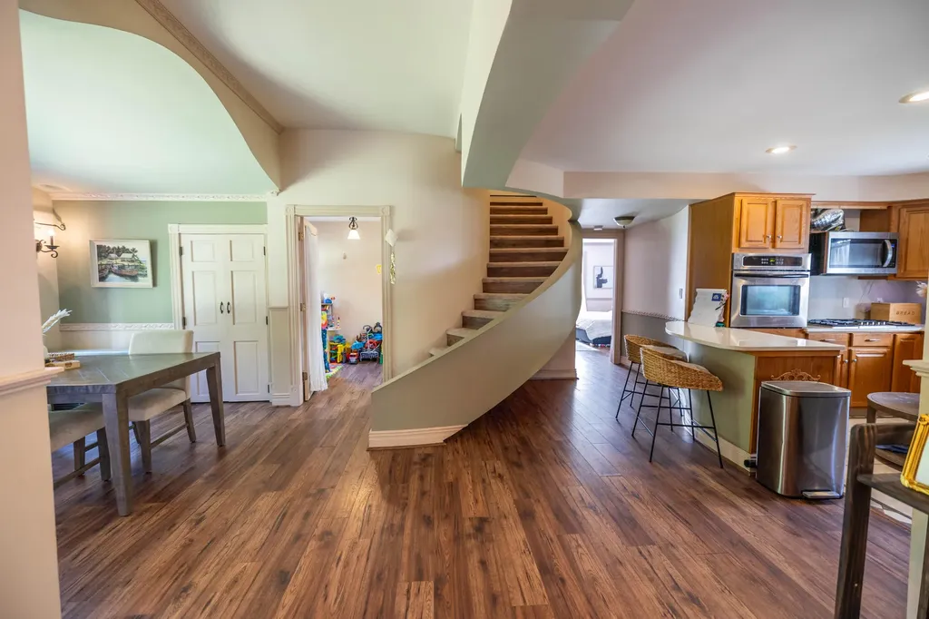36 Mountain View Lane Readfield ME 04355