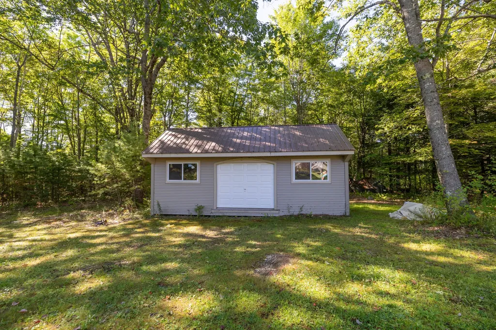36 Mountain View Lane Readfield ME 04355