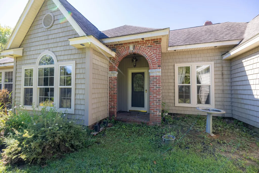 36 Mountain View Lane Readfield ME 04355