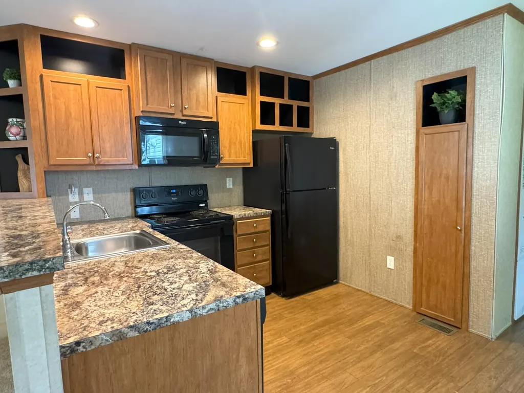 29 Red Fox Lane Sanford ME 04073