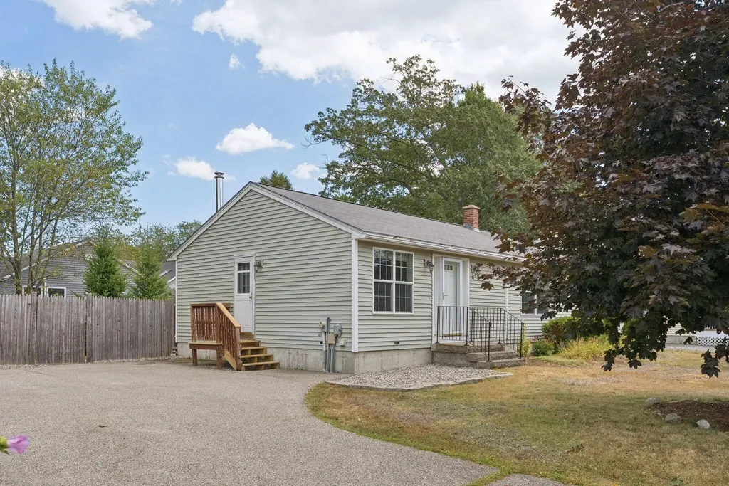81 Ruby Lane Portland ME 04103