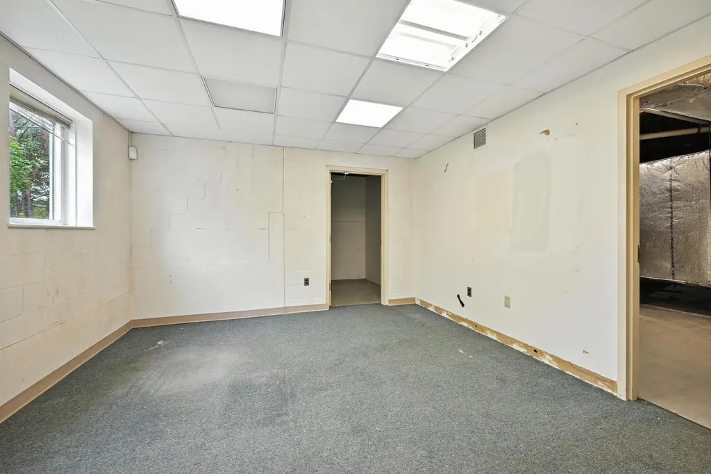10 Pethaven Lane Augusta ME 04330