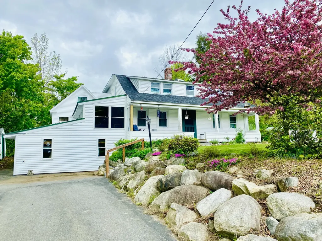 1097 Main Street Readfield ME 04355