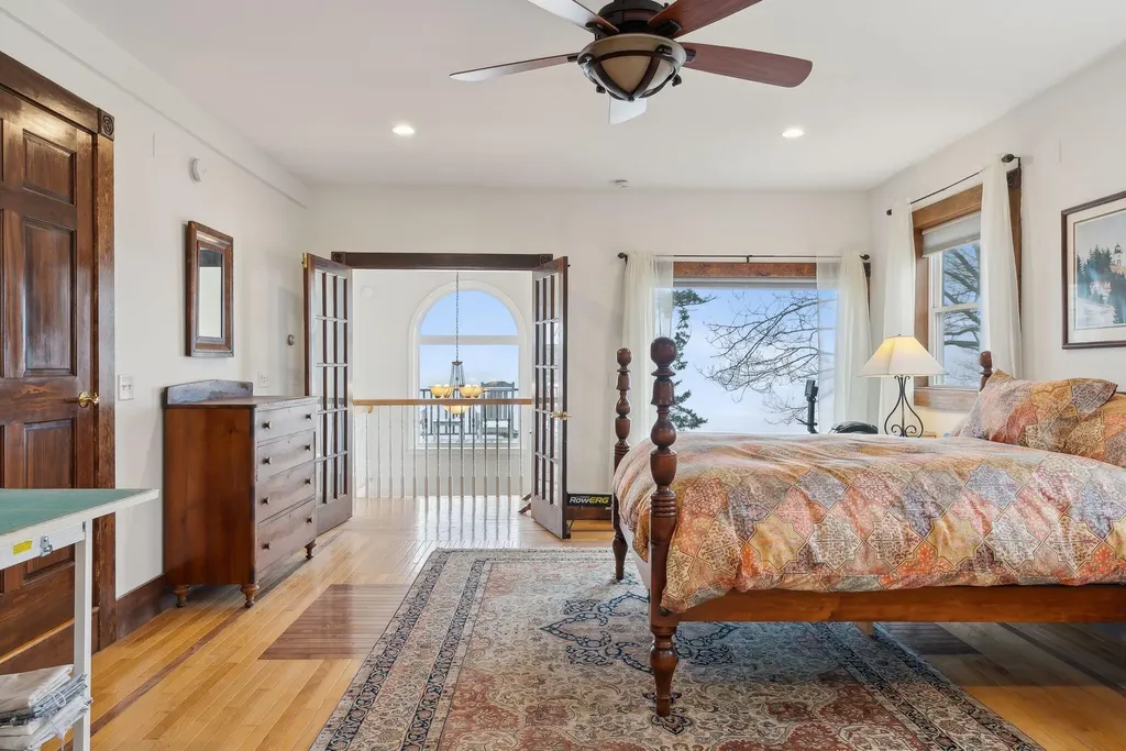 44 Maquoit Drive Freeport ME 04032