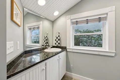 44 Maquoit Drive Freeport ME 04032