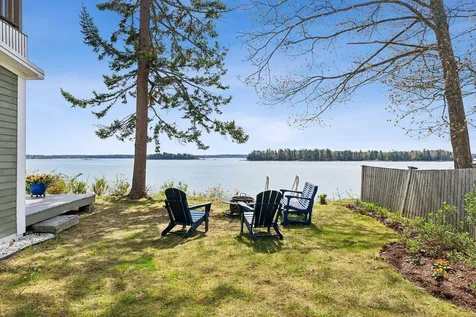 44 Maquoit Drive Freeport ME 04032