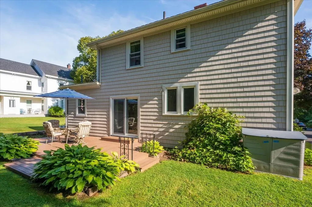 144 Talbot Avenue Rockland ME 04841