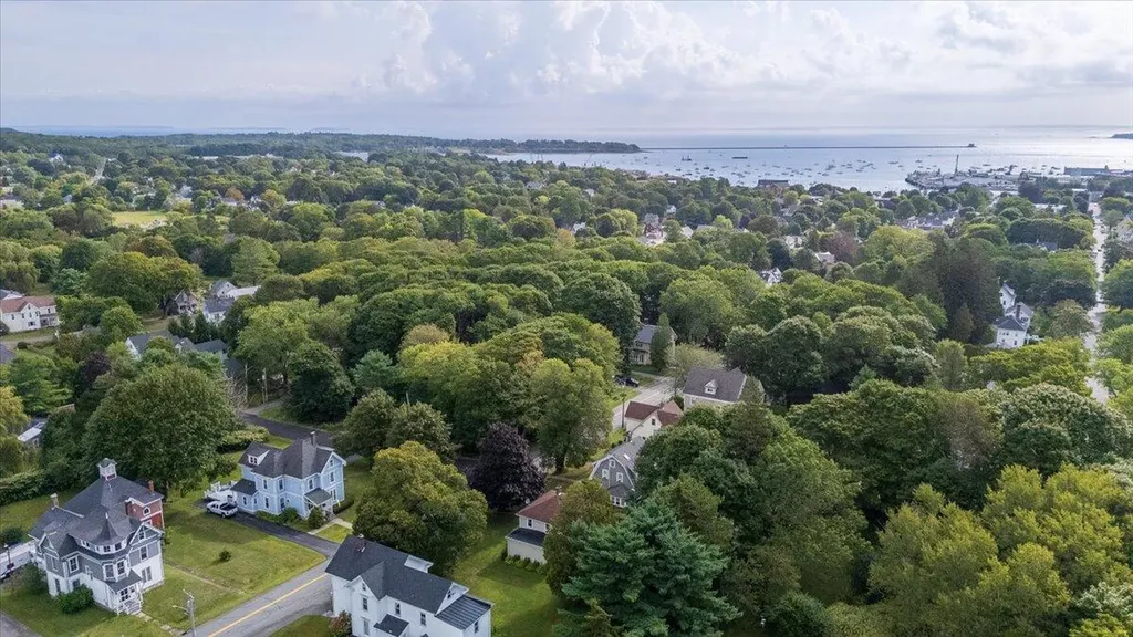 144 Talbot Avenue Rockland ME 04841