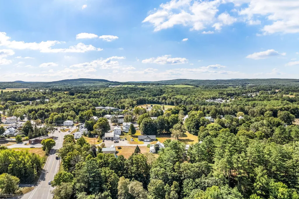 14 Wade Street Norridgewock ME 04957