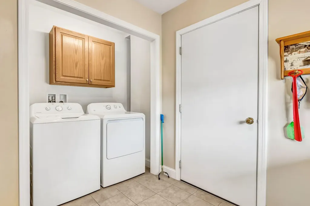 14 Wade Street Norridgewock ME 04957
