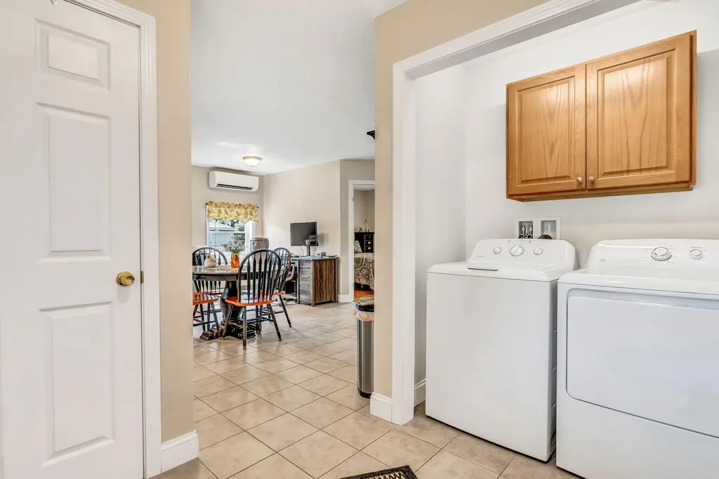 14 Wade Street Norridgewock ME 04957