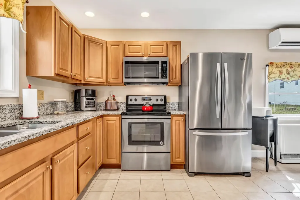14 Wade Street Norridgewock ME 04957