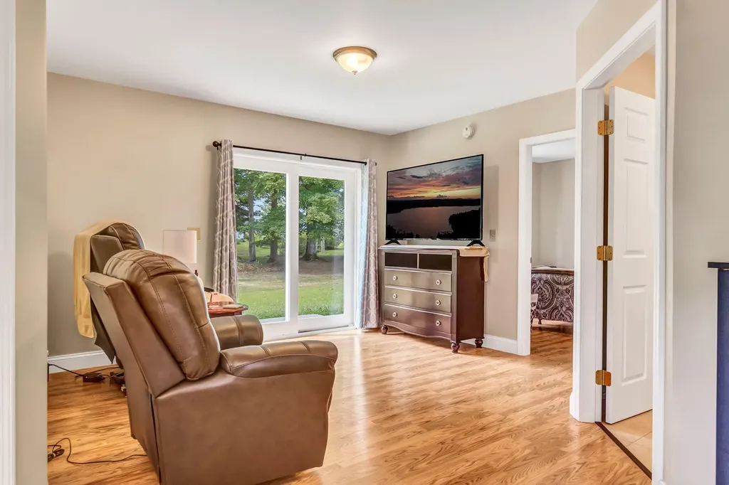 14 Wade Street Norridgewock ME 04957