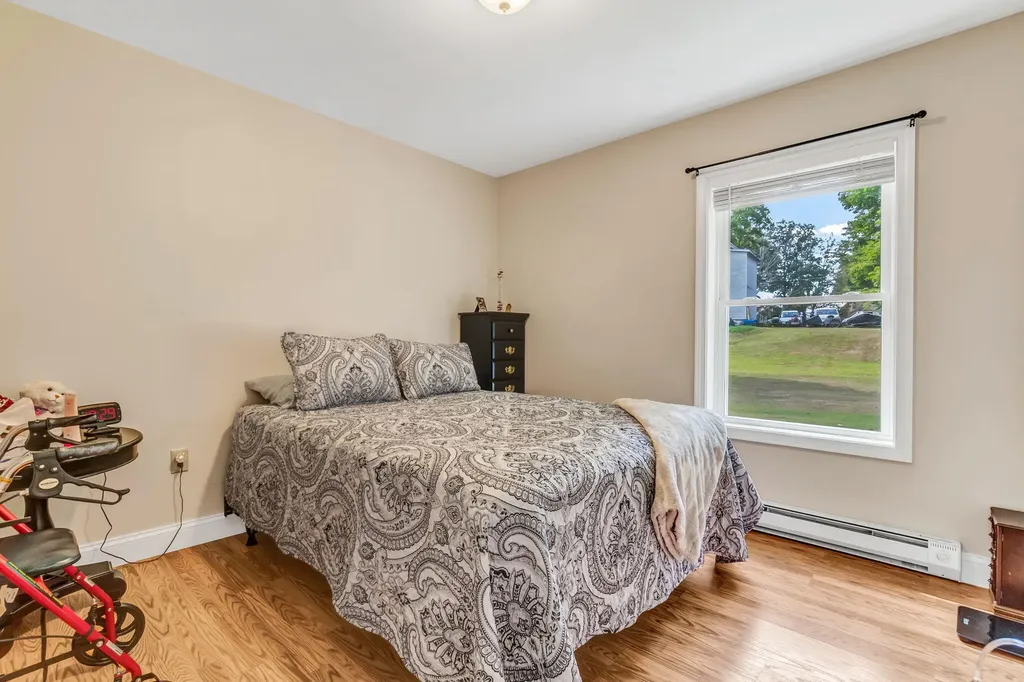 14 Wade Street Norridgewock ME 04957