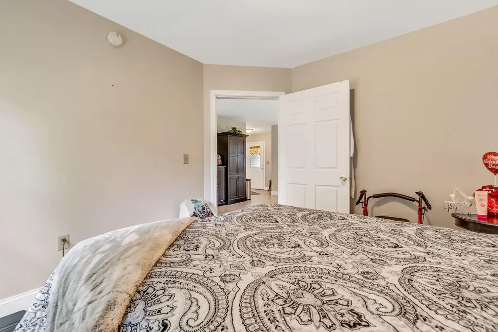 14 Wade Street Norridgewock ME 04957