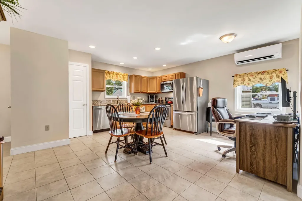 14 Wade Street Norridgewock ME 04957