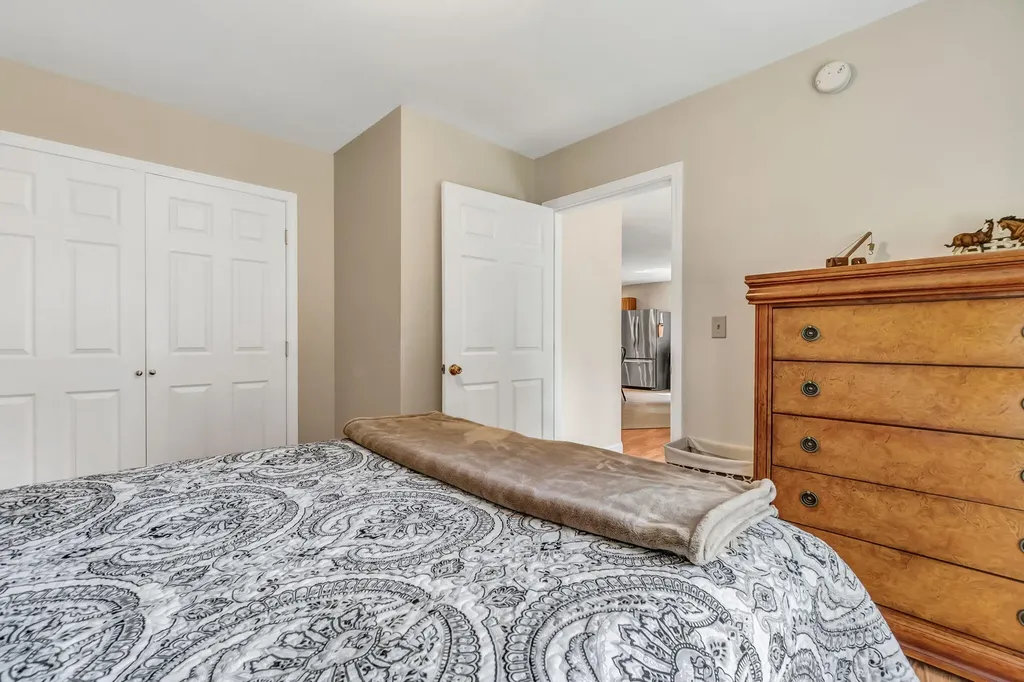 14 Wade Street Norridgewock ME 04957