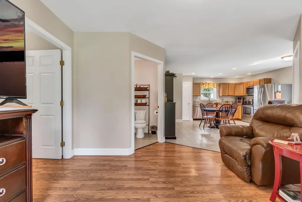 14 Wade Street Norridgewock ME 04957