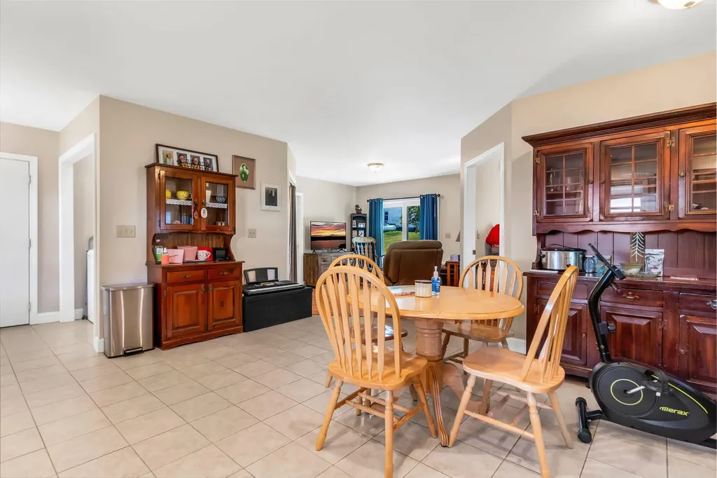 14 Wade Street Norridgewock ME 04957