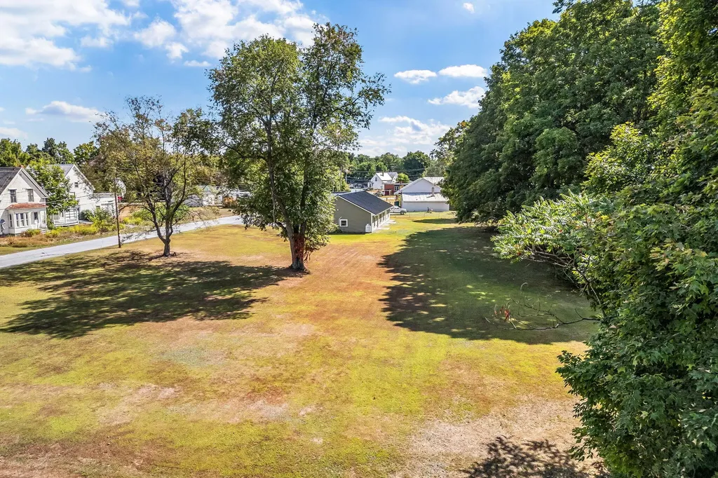 14 Wade Street Norridgewock ME 04957