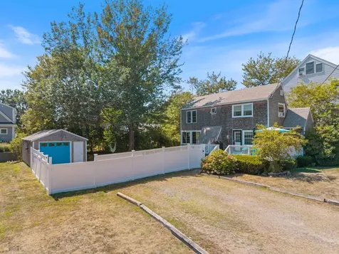 33 Highland Avenue York ME 03909