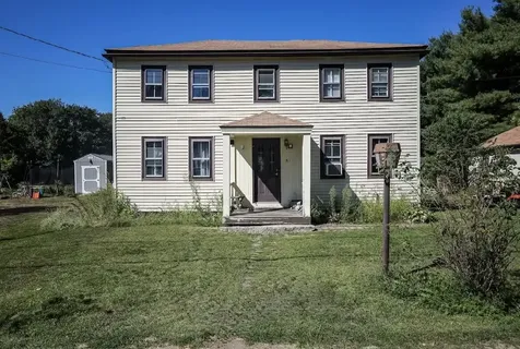 81 Smithtown Road Pittston ME 04345