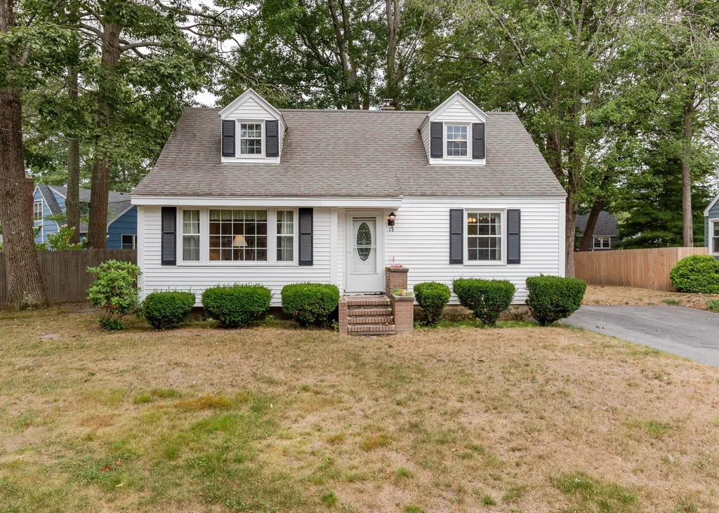 18 Brookview Terrace Portland ME 04102