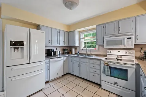 220 Ridge Road Plymouth ME 04969