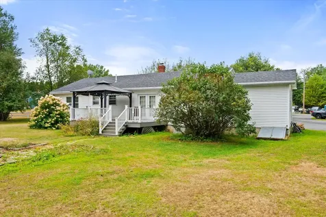 220 Ridge Road Plymouth ME 04969