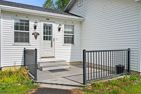 220 Ridge Road Plymouth ME 04969