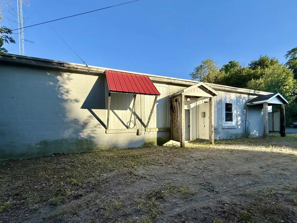 12 Tyler Street Calais ME 04619