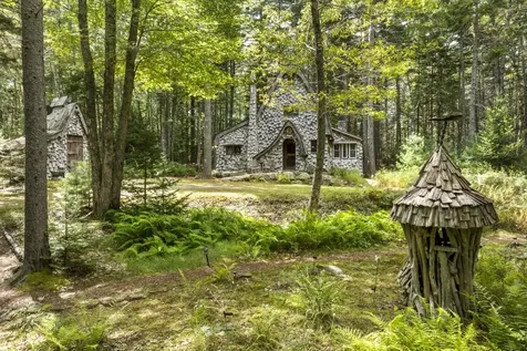 12 River View Drive Boothbay ME 04537