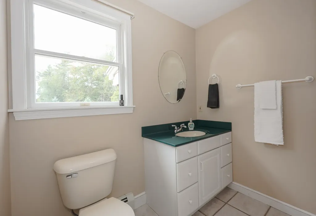 149 Western Avenue Kennebunk ME 04043
