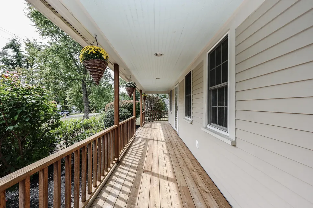 149 Western Avenue Kennebunk ME 04043