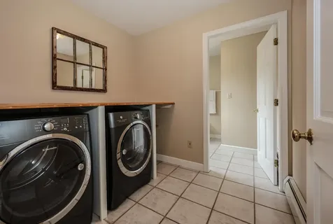 149 Western Avenue Kennebunk ME 04043