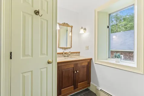 77 Stonebridge Circle Newcastle ME 04553